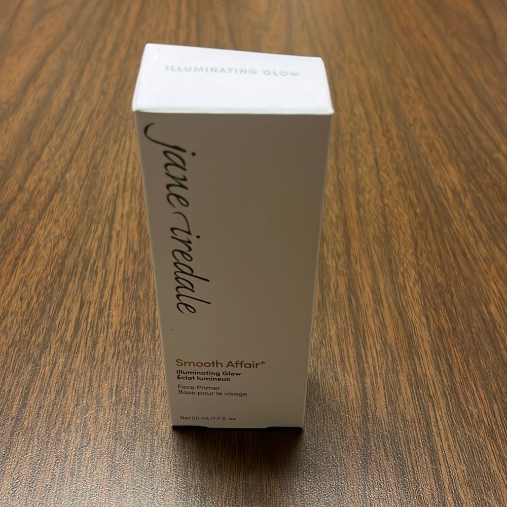 Janie Iredale Smooth Affair Illuminating Glow face primer, new